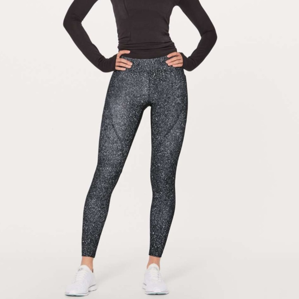Lululemon Lead The Pack Tight 28” - never worn